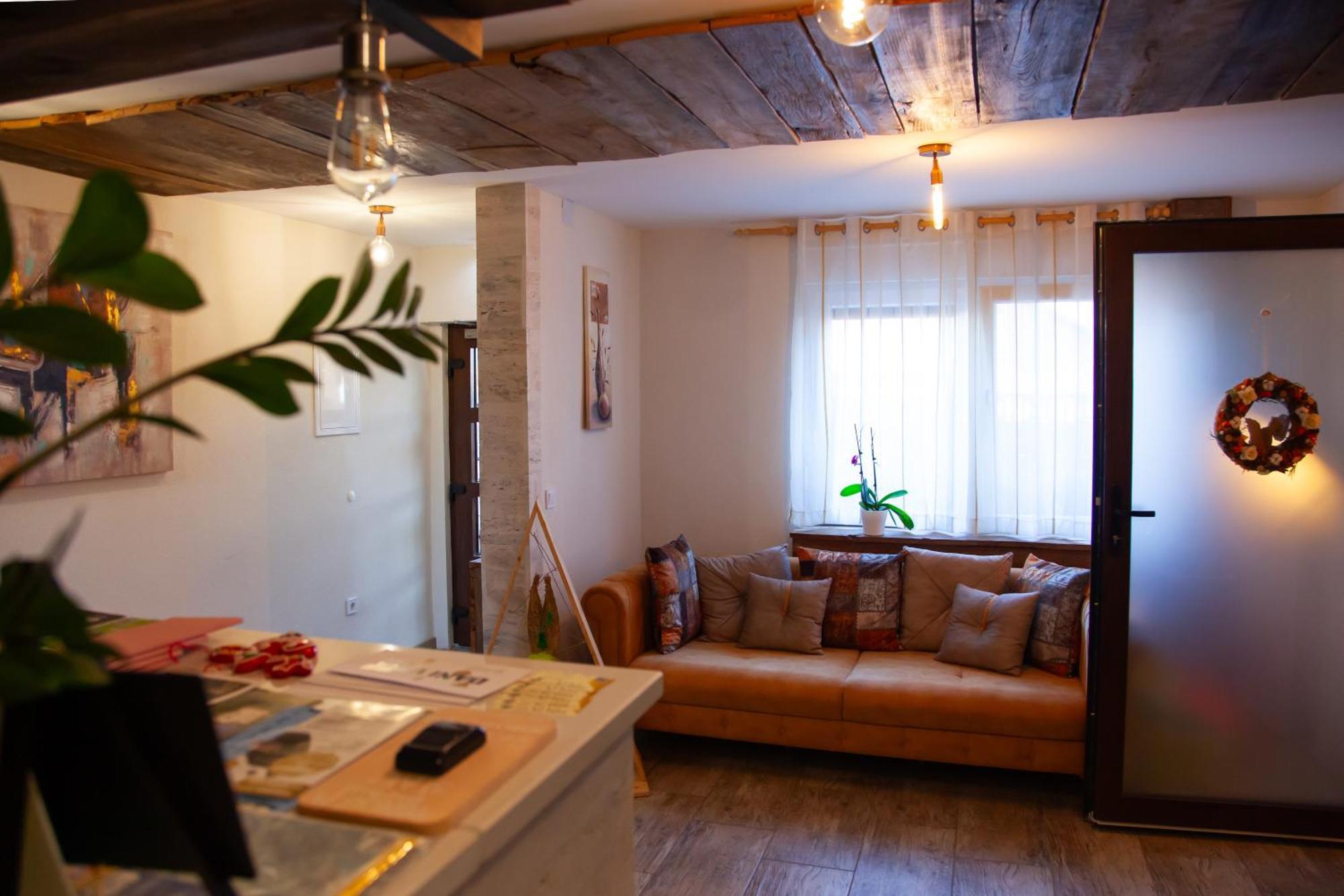 Sobe App Moj Hir Bed And Breakfast Jastrebarsko Extérieur photo